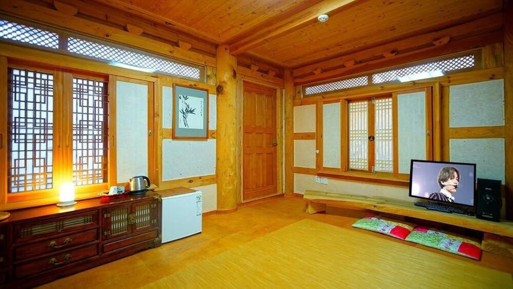 Kumwondang Jeonju Hanokstay Esterno foto